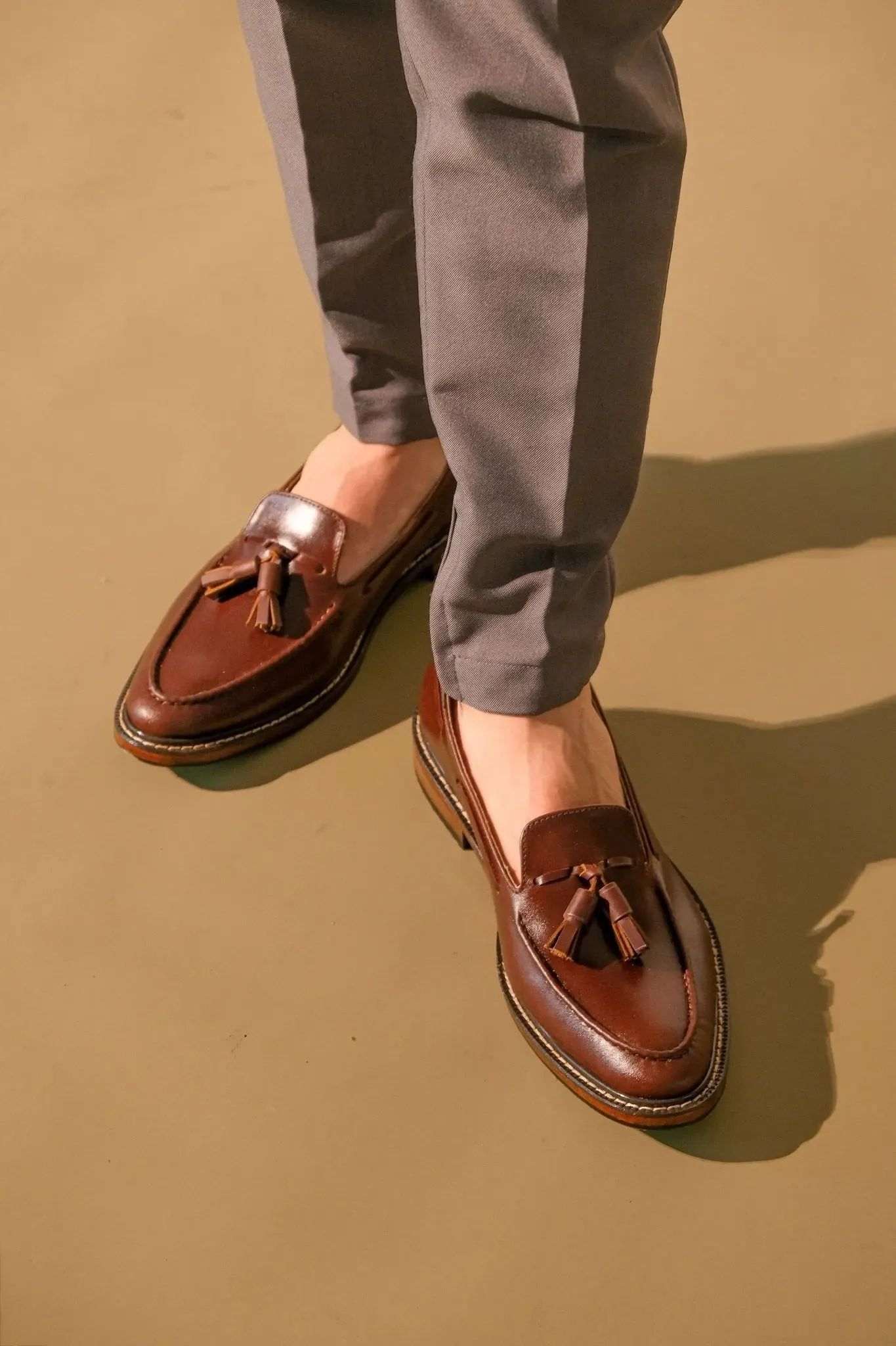 ENRIQUE Tassel Loafer - Walnut