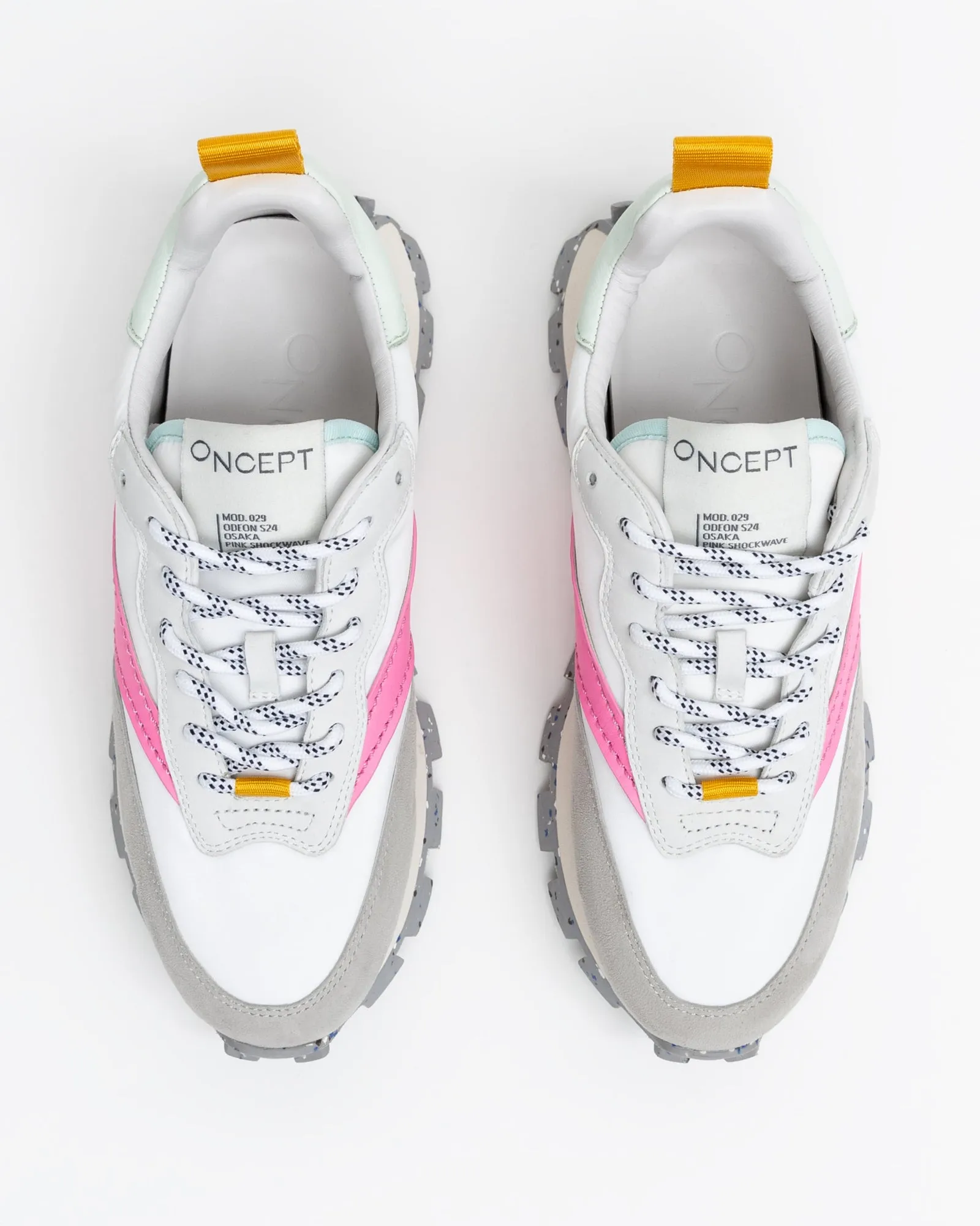 Oncept Osaka Snaekers in Pink Shockwave